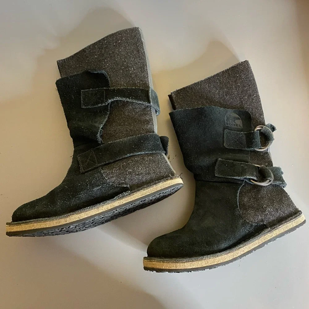 SOREL Kids Chipahko Black Gray Felt Suede Boots Size 1 - Picture 5 of 10